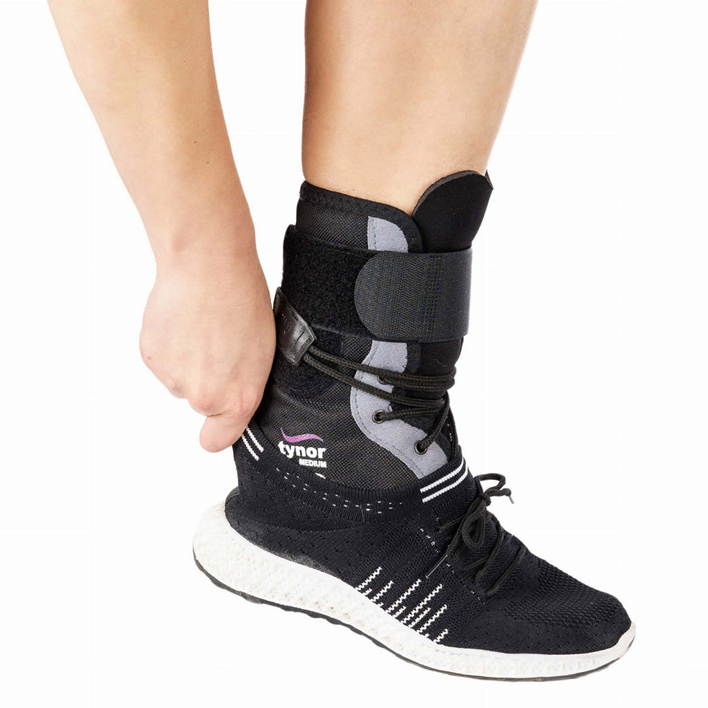 Tynor Ankle Brace D02 | 4-Pronged Lace-Pull Ankle Immobilisation