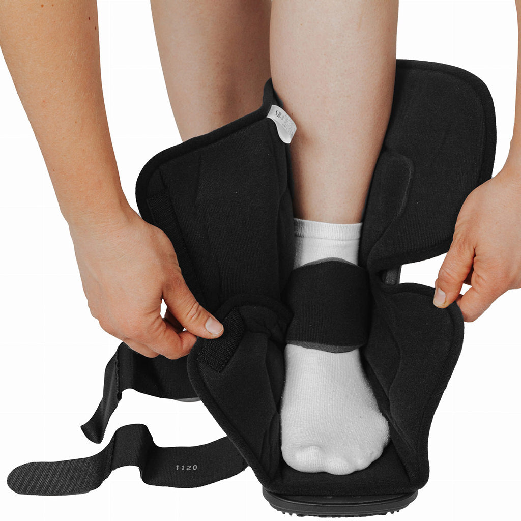 Tynor Walker Boot Air Short D52 | Moon Boot Australia